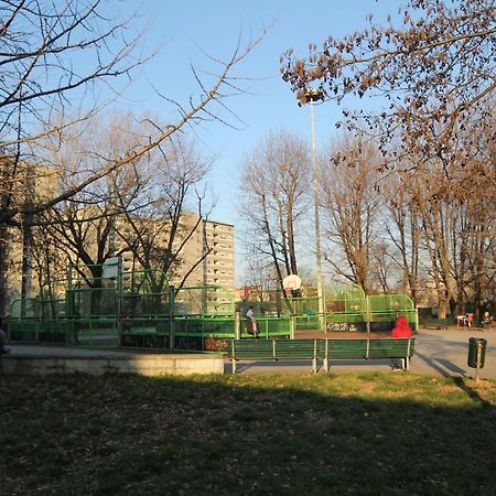 Milano: Accogliente Appartamento In Zona Comoda Milão Exterior foto